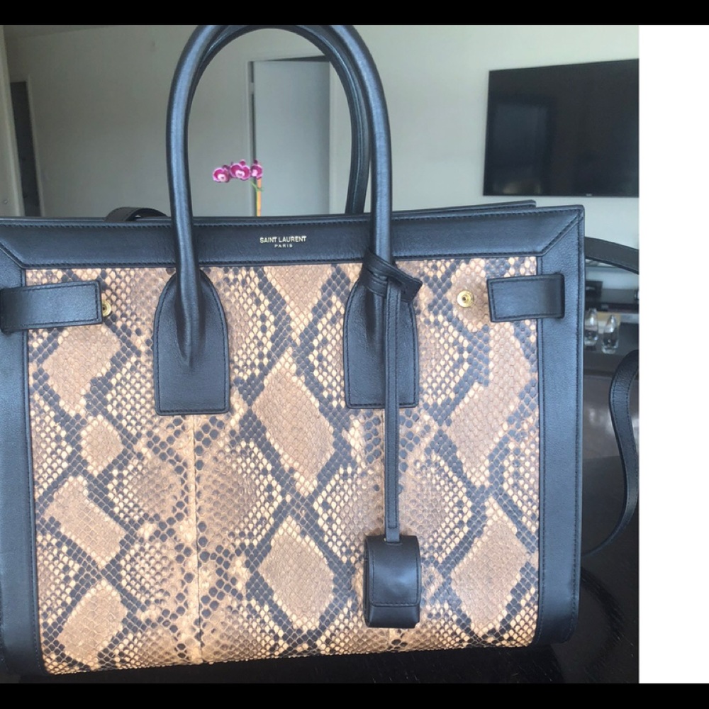 SAINT LAURENT HANDBAG